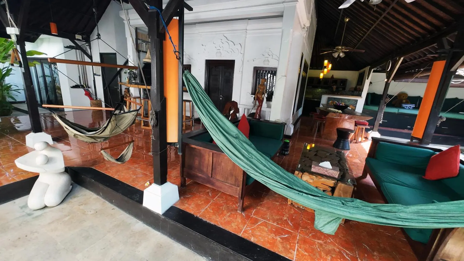 Villa Blue - 4Br Authentic And Atypical Villa In Seminyak Indonesien