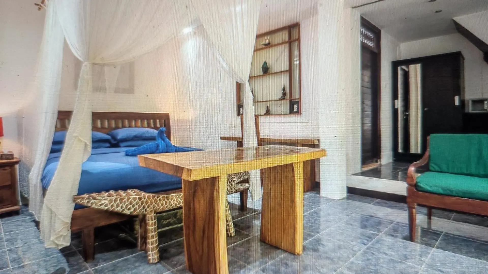 Villa Blue - 4Br Authentic And Atypical Villa In Seminyak Семиньяк