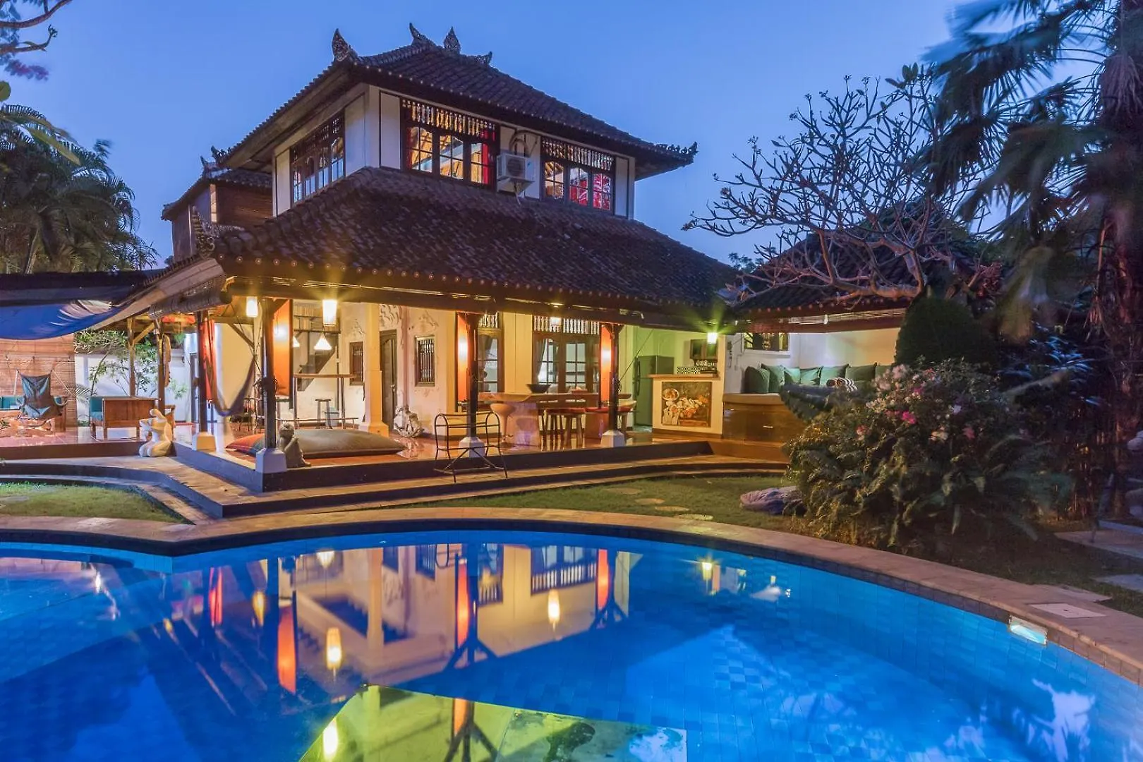 Villa Blue - 4Br Authentic And Atypical Villa In Seminyak Индонезия